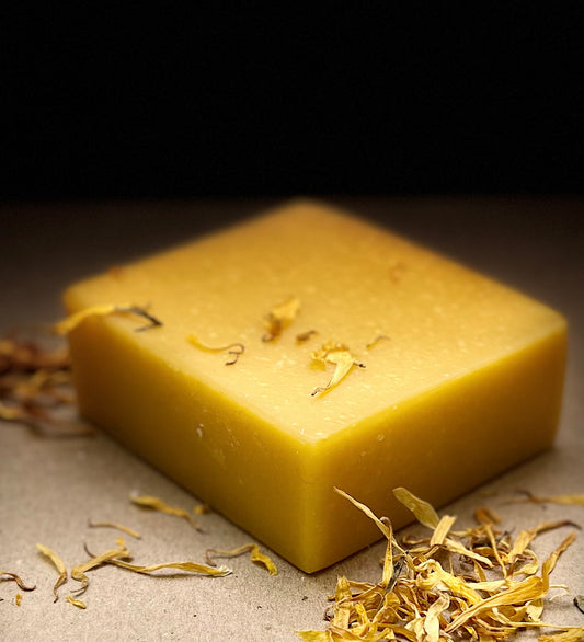 Carrot Soap Bar - Lightens Dark spot - Reduce Acne - Moisturize Dry Skin